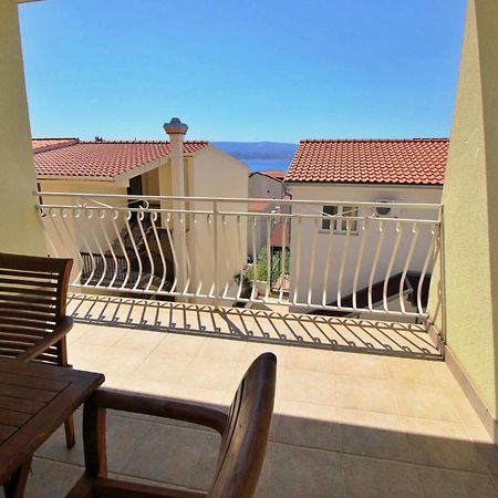 Apartments Marko Nemira Оміш Екстер'єр фото