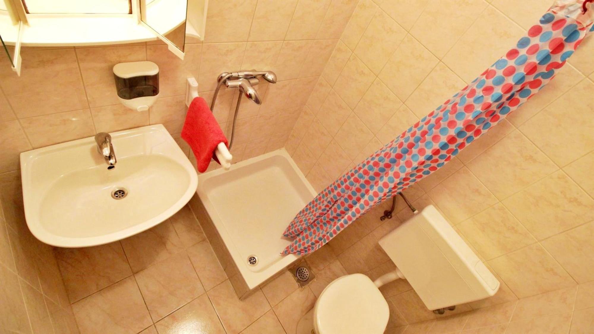 Apartments Marko Nemira Оміш Номер фото