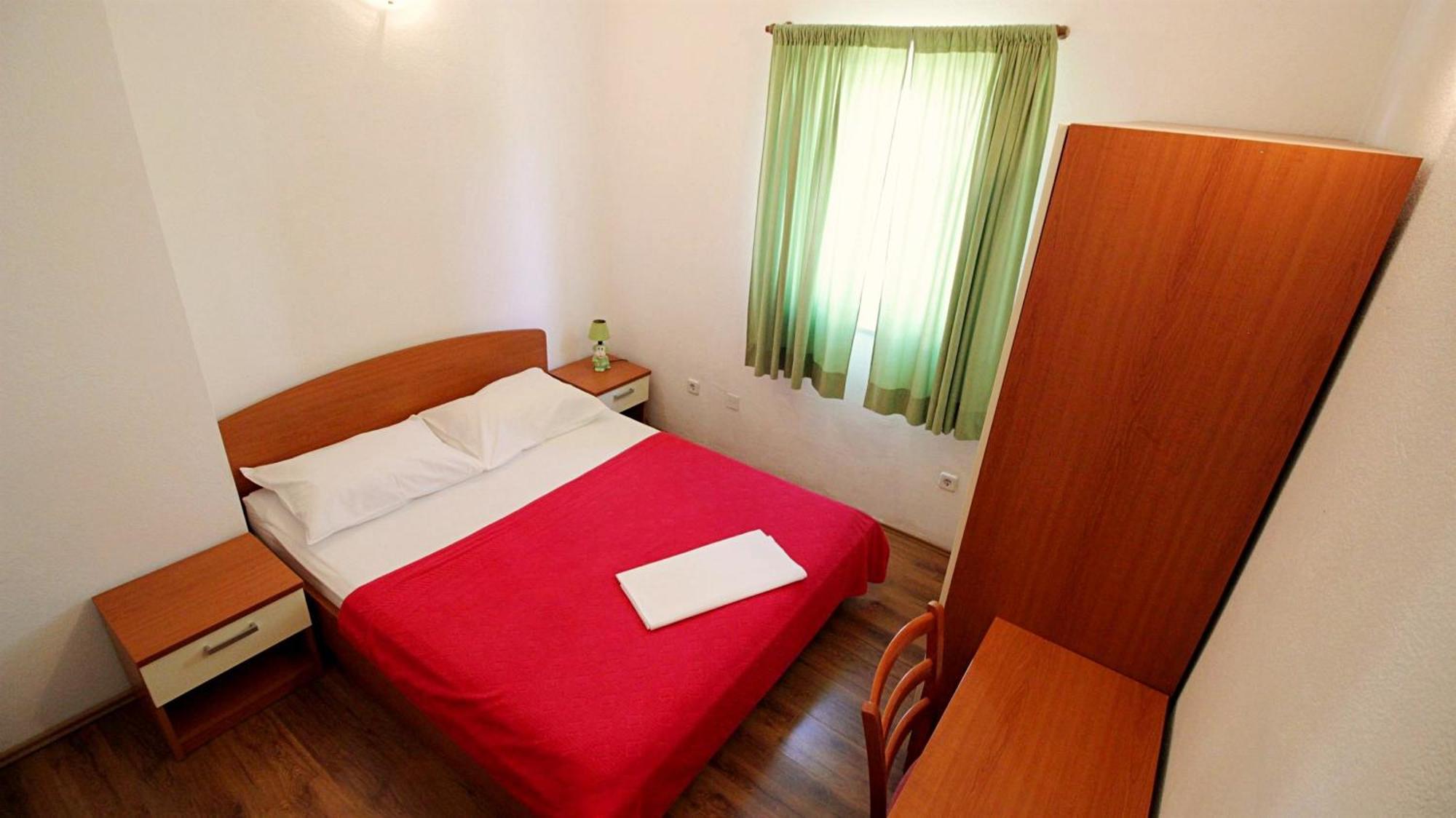 Apartments Marko Nemira Оміш Номер фото